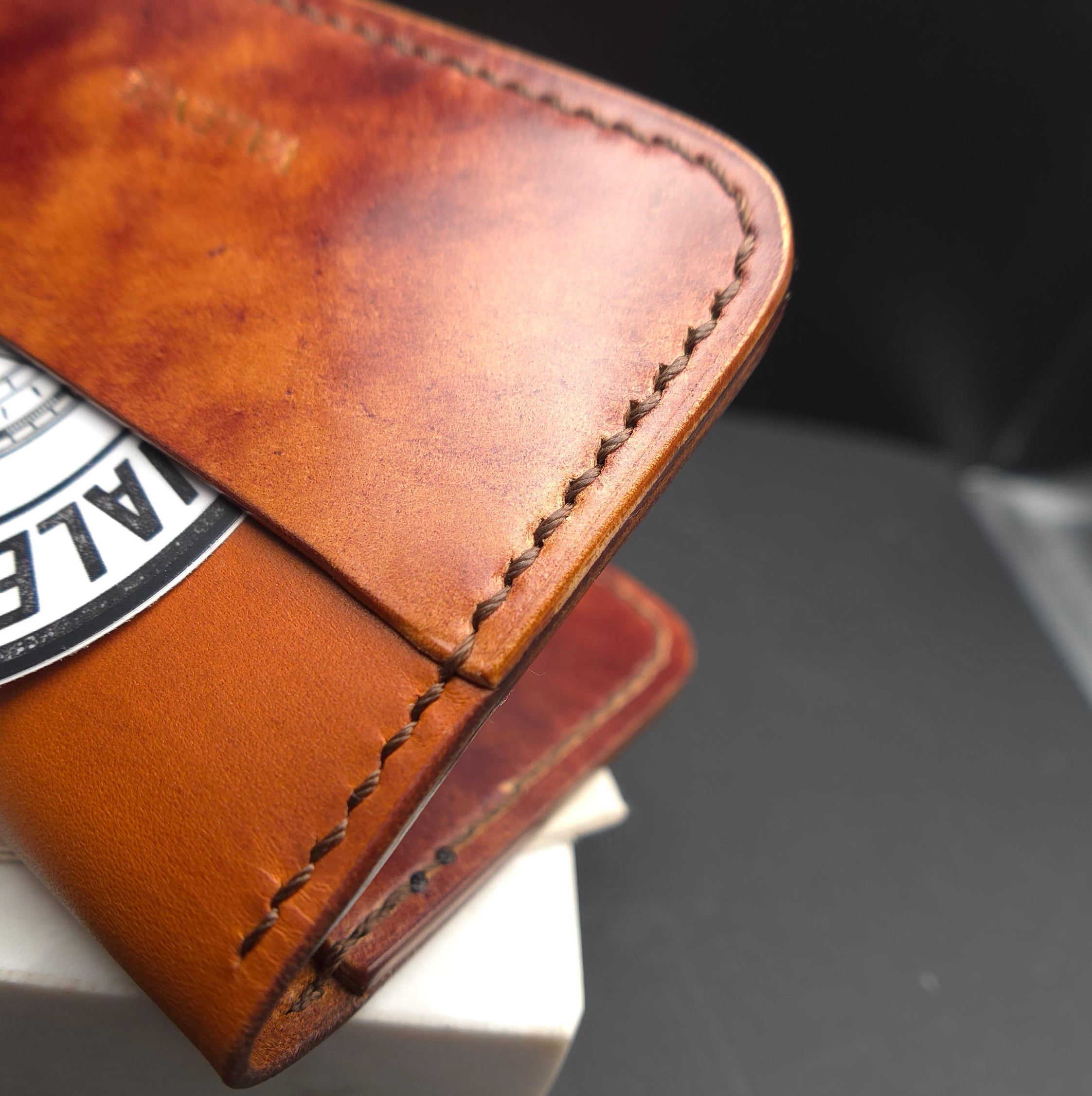 Valence Vesper — Olmo Minerva & Marbled Brown Shell Cordovan